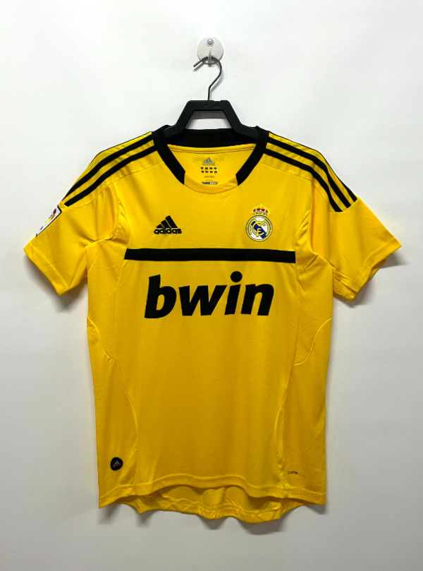 Real Madrid goalkeeper jersey 2011-12