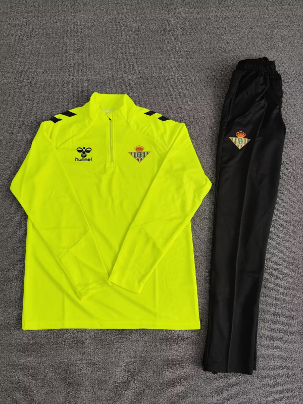 Real Betis Fluorescent green Half-Zip Training Sweatshirt 24/25